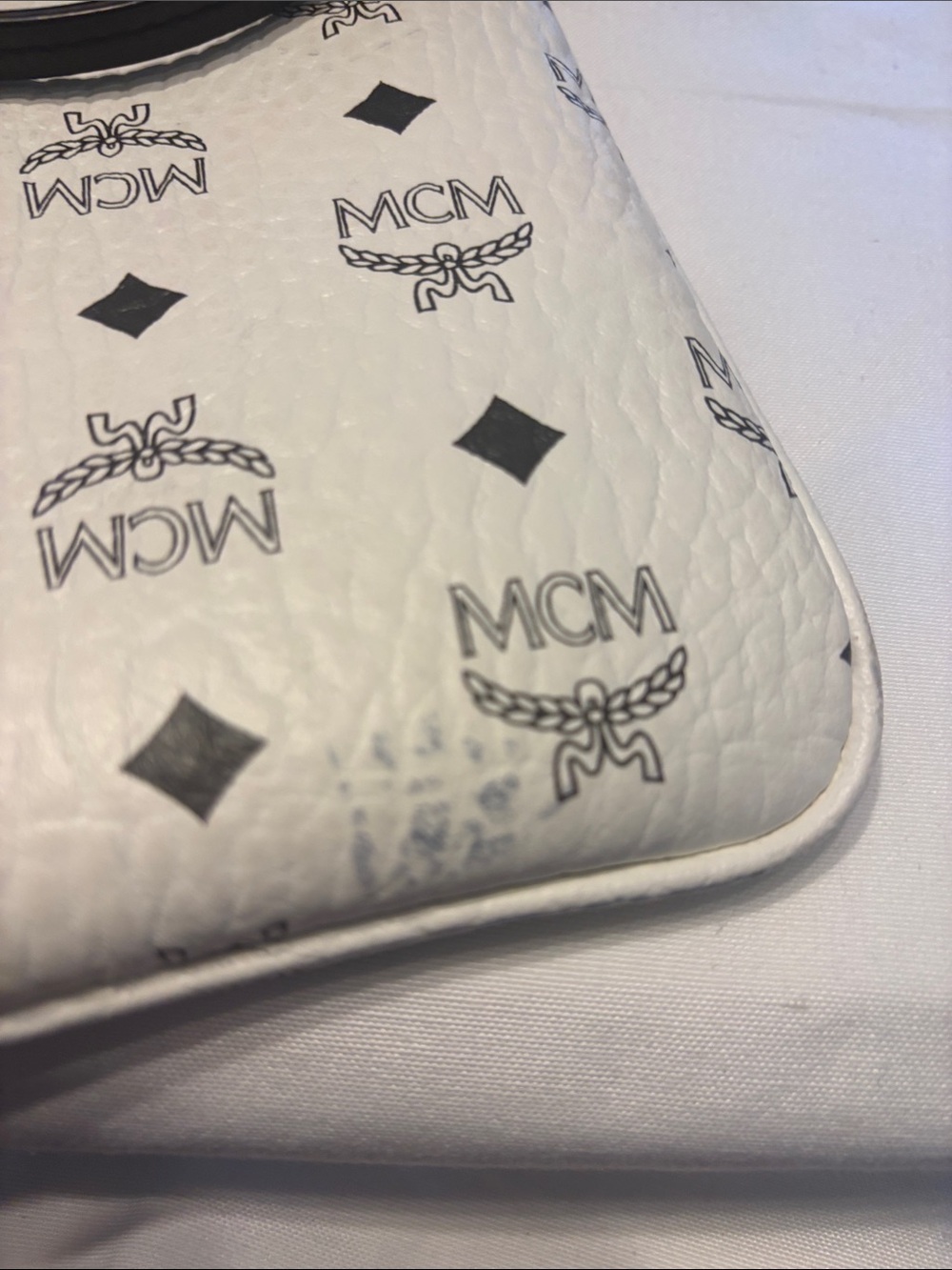 MCM limited edition reversibleBlack & White Patterned Tote with limited Pouch - Picture 14 of 17